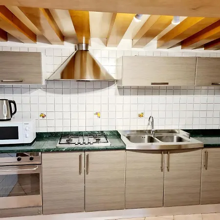 Apartmán Casa Colonna *